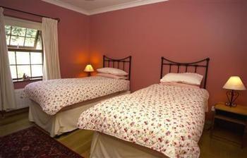 Tirconaill Lodge เอนนิสคิลเลน ภายนอก รูปภาพ